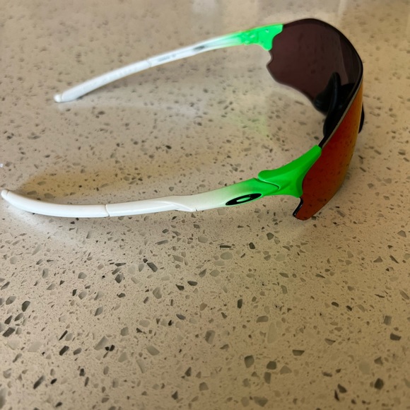 Oakley Men's Evzero Path Sunglasses prism lens. Awesome glasses! - Picture 7 of 11